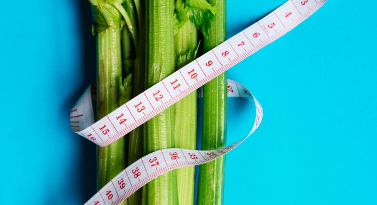 Seven strategies proven to work on sustainable weight loss.